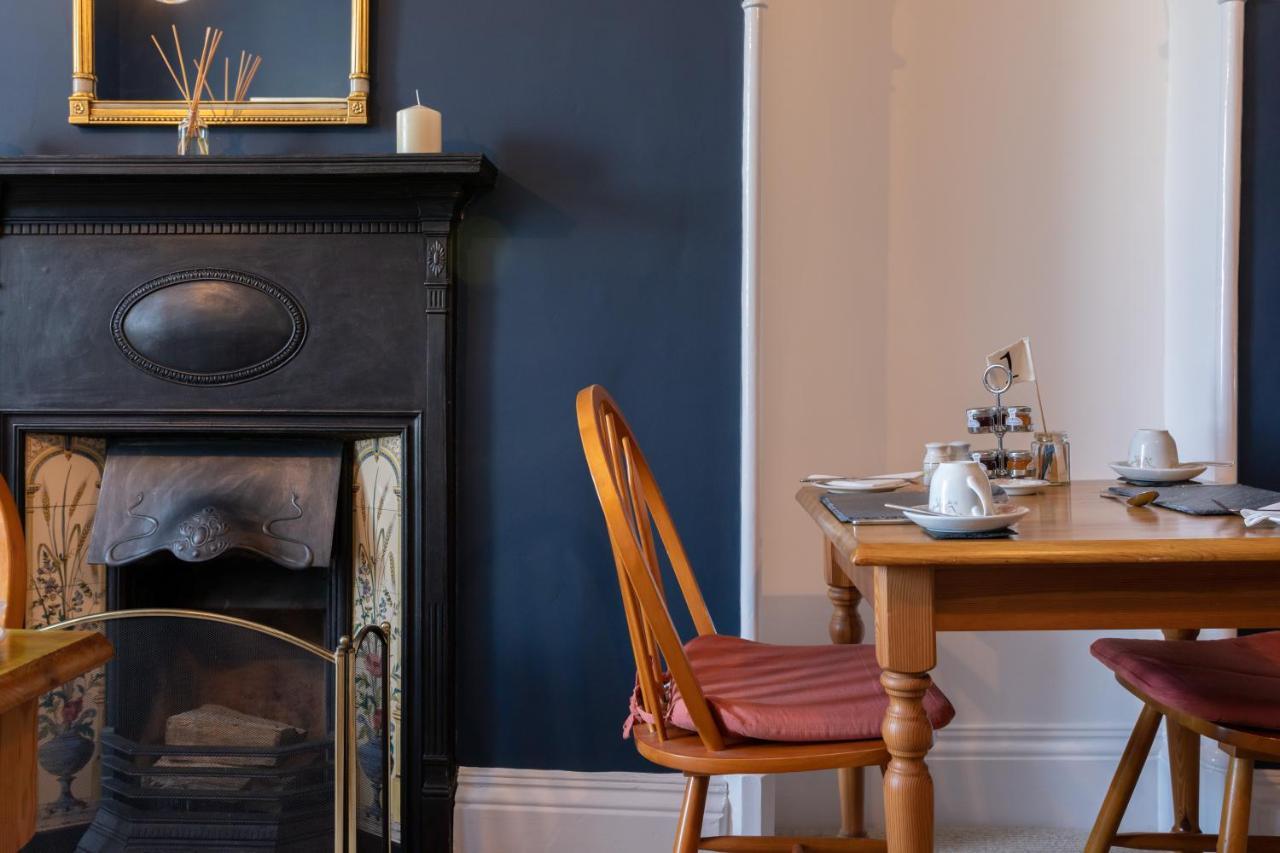 Bed and Breakfast Ashleigh House à Windermere Extérieur photo